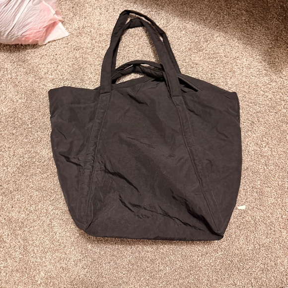 BAGGU Travel Cloud Bag | Black - Picture 4 of 5